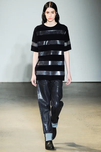 Look 24